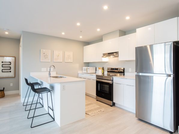The Lancaster | 687 Admirals Rd, Esquimalt, BC