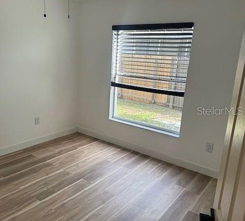 5th image of 420 ALBATROSS COURT