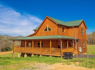 3730 Heritage Hills Dr, Pigeon Forge, TN 37863