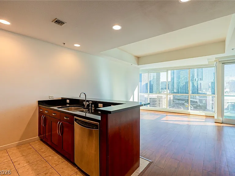 4525 Dean Martin Dr #1405 — Photo 8