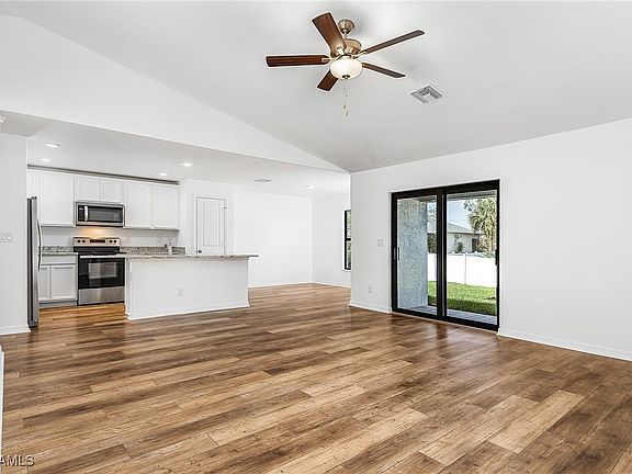 5th image of 3007 SW 7th Place Cpe