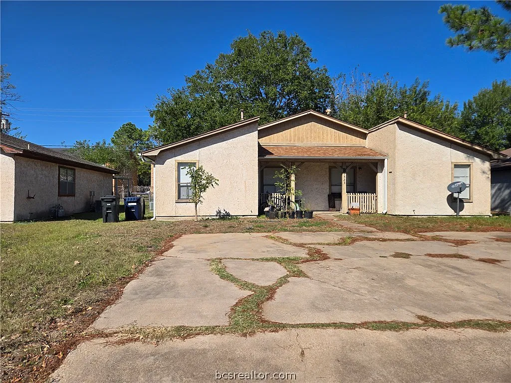2 bed, 1623 sqft, $915 — Photo 1