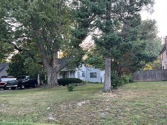 2nd image of 8890 Oxbow St