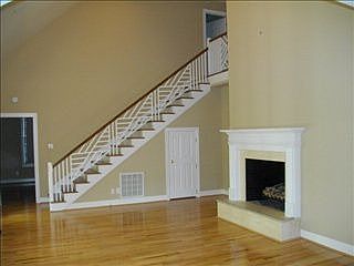 2nd image of 106 Dobbs Pl