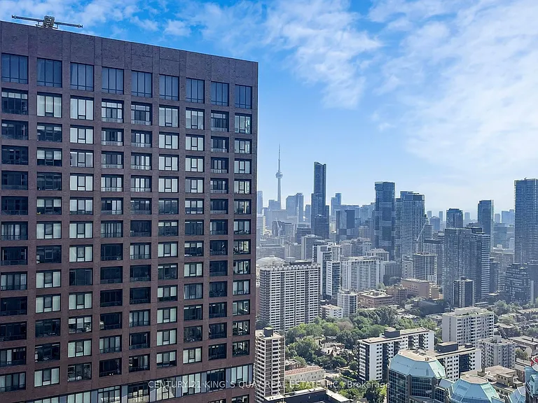 395 Bloor St E #4710 — Photo 35