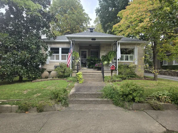 316 W Church St, Harrisburg, IL 62946