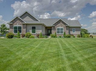 10541 Edison Rd, Osceola, IN 46561