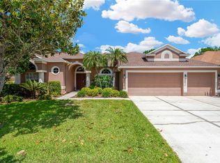 27054 Fordham Dr, Zephyrhills, FL 33544