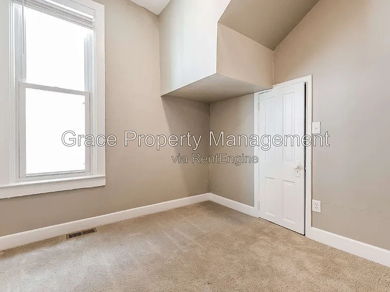 429 S Pearl St — Photo 12