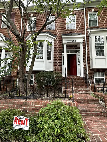 420 Redland Blvd #TOWNHOUSE Photo 1