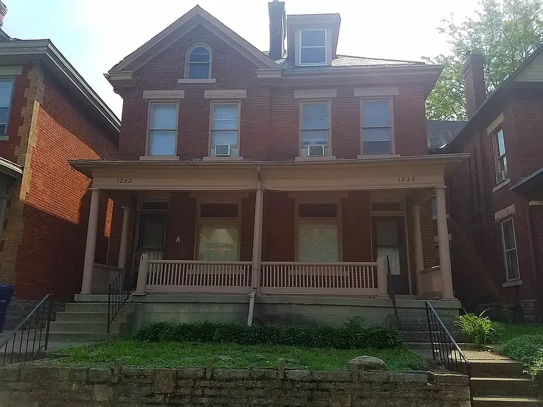 1230 Neil Ave #B — Photo 1