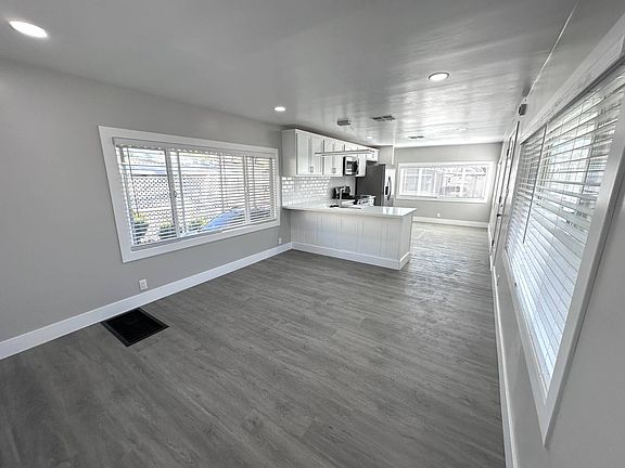 4th image of 2301 Oddie Blvd Spc 23