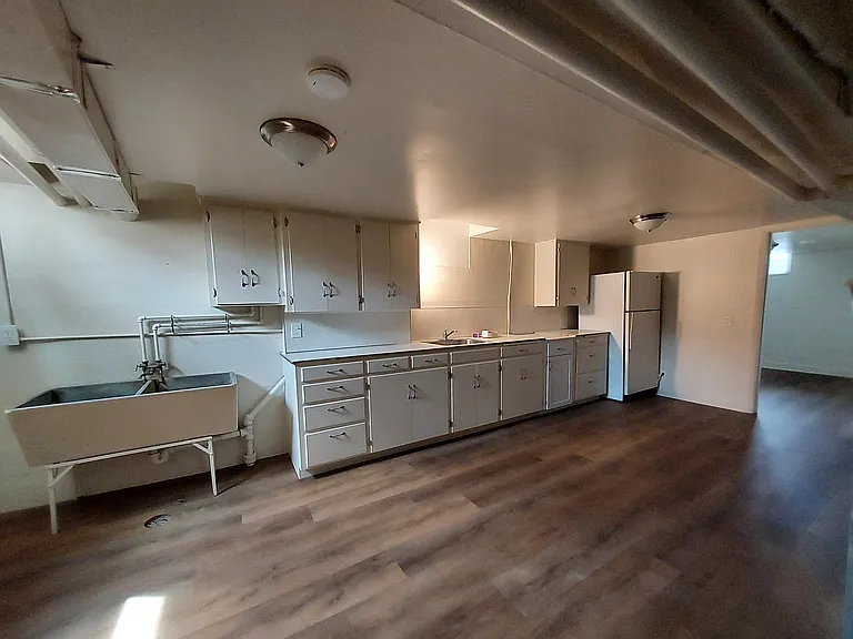67th Ave NE — Photo 32