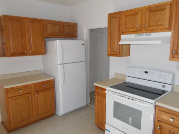5th image of 301 W 26th St