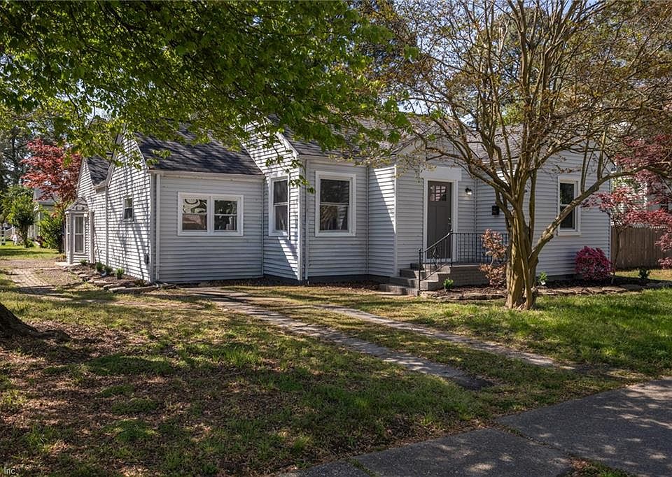 1st image of 1202 Portlock Rd