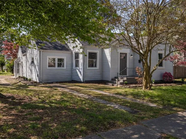 1202 Portlock Rd, Chesapeake, VA 23324