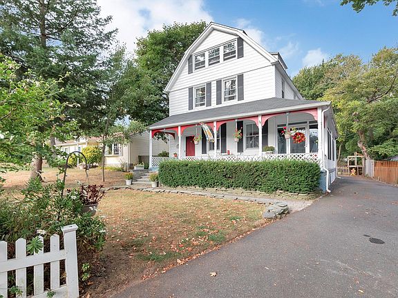 2nd image of 235 1st Ave