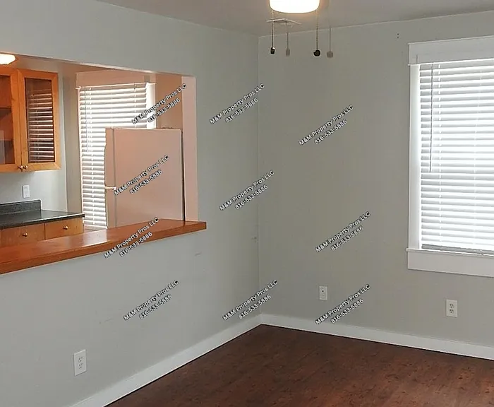 517 Holmes St #TOP — Photo 5