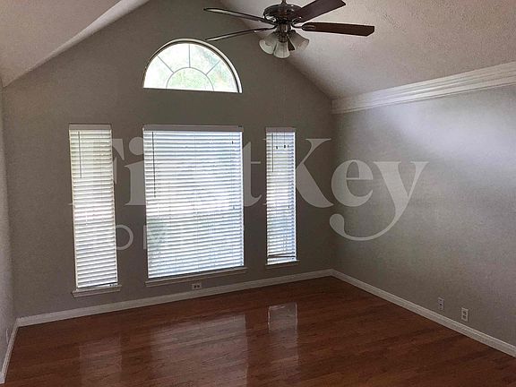 2nd image of 4907 Pine Prairie Ln