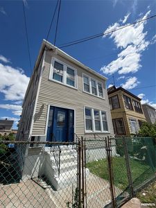395 Madison Avenue, Paterson, NJ, 07524
