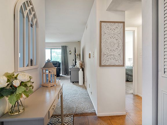 2nd image of 4000 N Bayside Dr #206