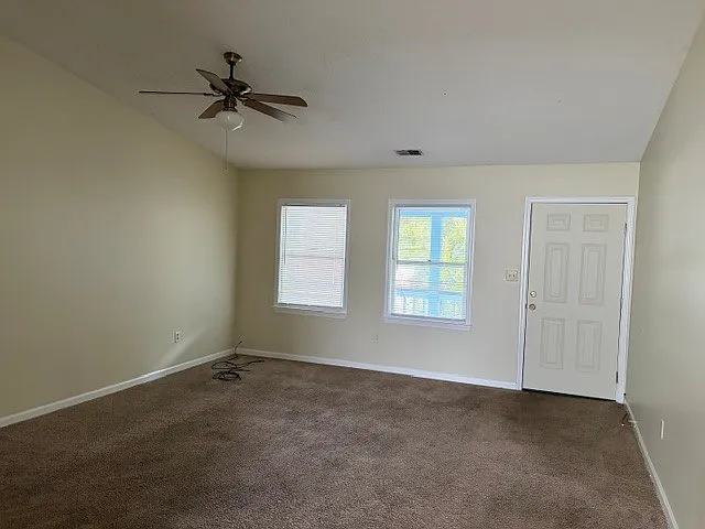 25 Sams Point Rd — Photo 4