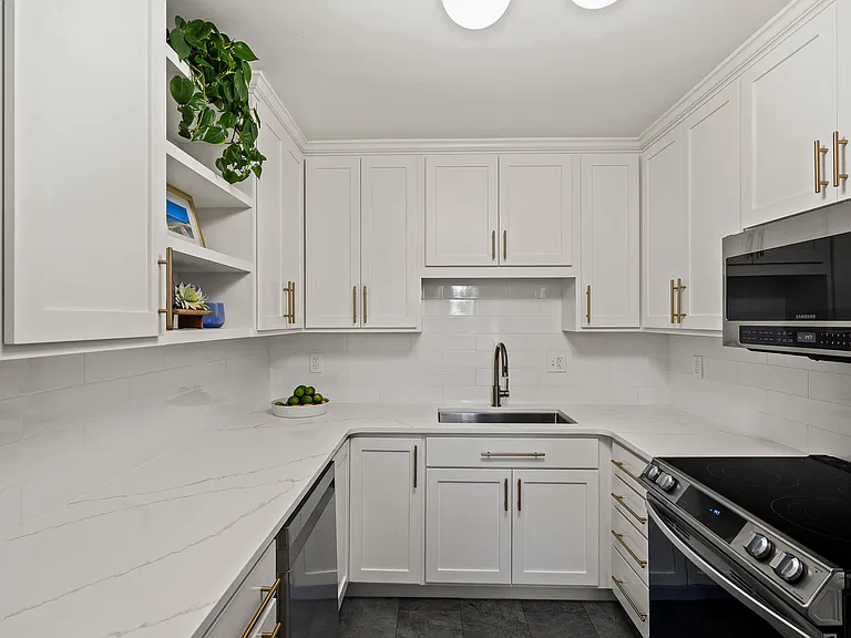 113 Crestmere Ave #101 — Photo 22