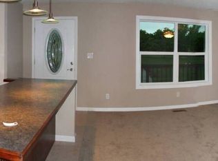 1741 Vilas St, Leavenworth, KS 66048
