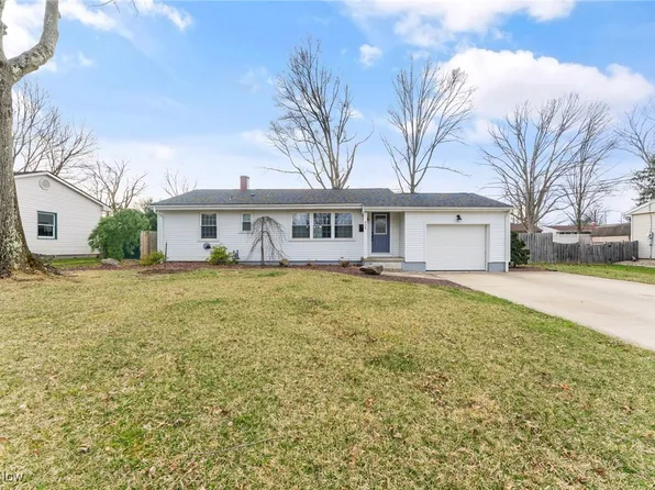 434 Hood Dr, Canfield, OH 44406
