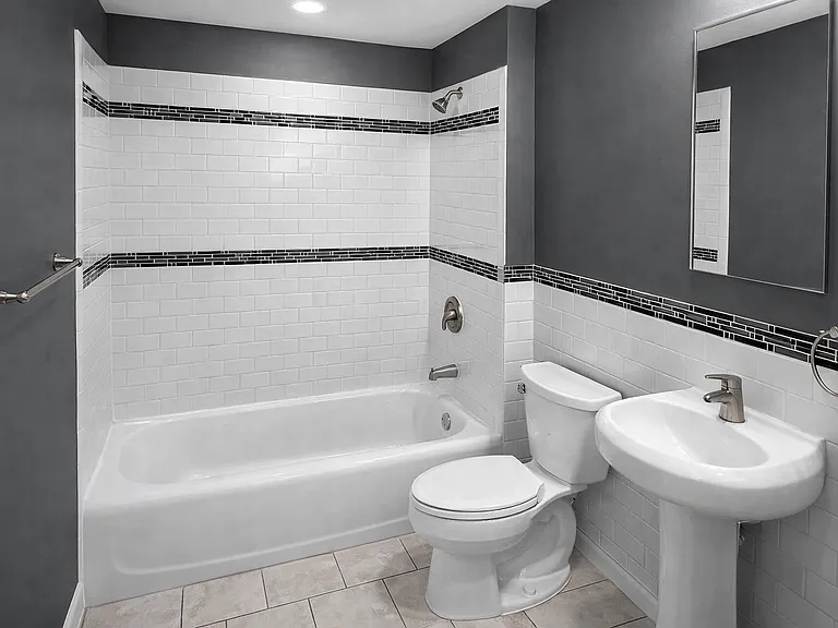 810 7th St SE — Photo 51