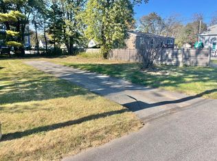 17B Peary Ter, South Portland, ME 04106