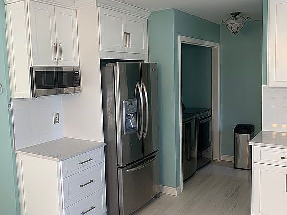 5th image of 15 Sherwood Dr