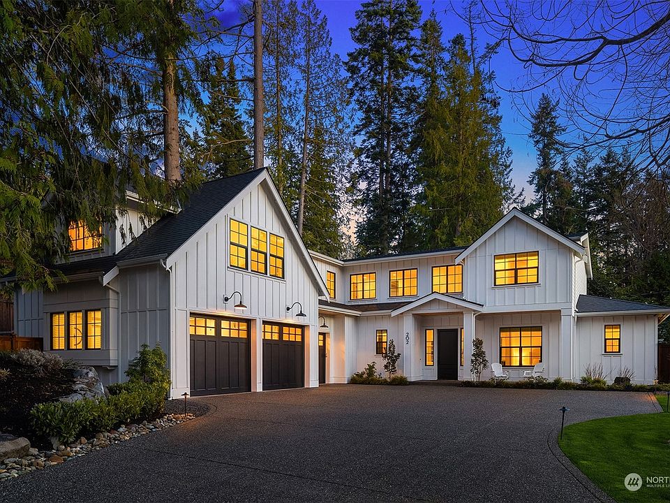 1st image of 202 Woodhaven Place