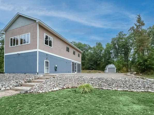 7723 Rolling Hills Rd, Garrison, MN 56450
