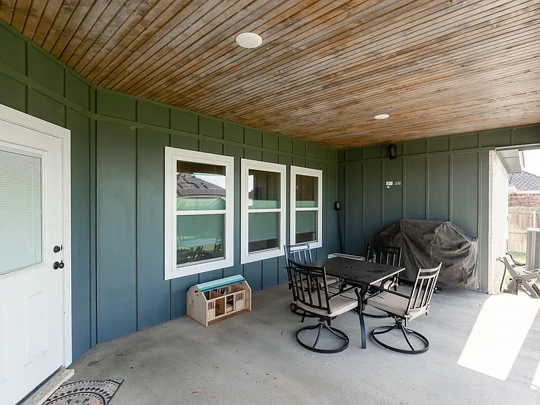 358 Blue Lake Dr — Photo 36