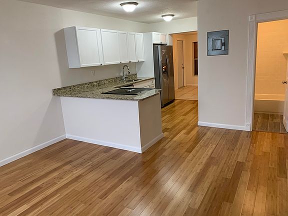 2nd image of 725 42nd St