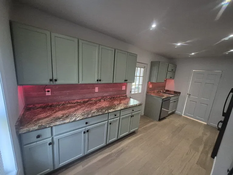 240 Springfield St #2 — Photo 1