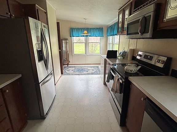 5th image of 1712 Bandy Rd