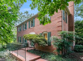 4600 4th Rd N, Arlington, VA 22203
