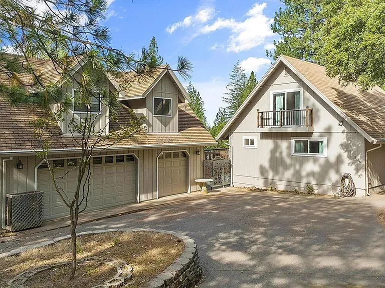 3146 Buckeye Ct — Photo 1