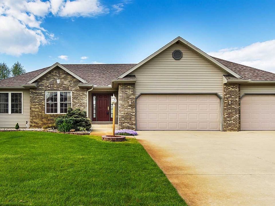 1st image of 19349 Country Creek Ct