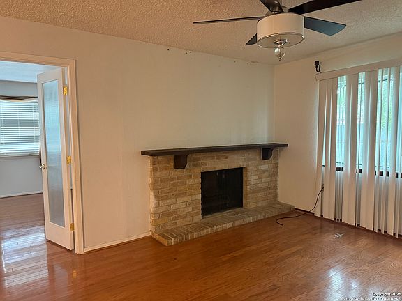 4th image of 7605 Brown Oak