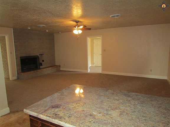 5th image of 1609 Claremont Ter