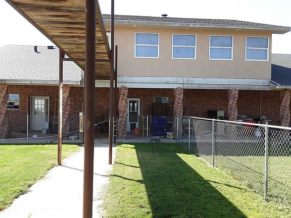 3rd image of 1214 Calle Del Sol