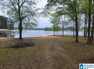105 Rivercrest Ln, Vincent, AL 35178