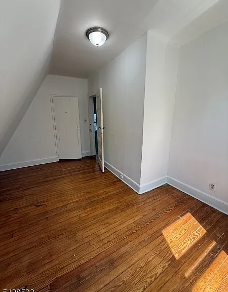 263 Amherst St — Photo 10