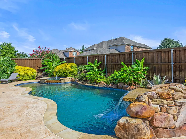 2251 Cold Water Dr — Photo 36