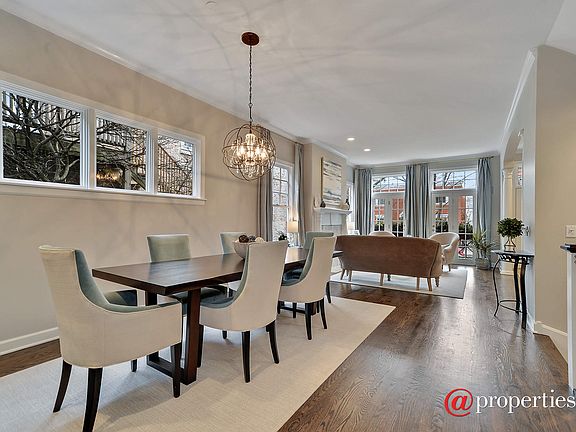 Living Room / Dining Room