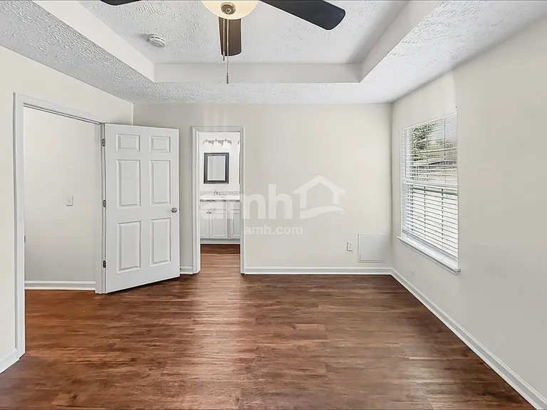 1856 Portview Dr — Photo 8