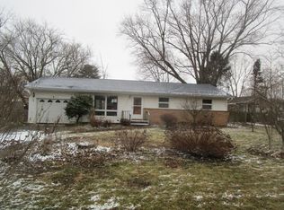 10007 N Golf Rd, Richmond, IL 60071